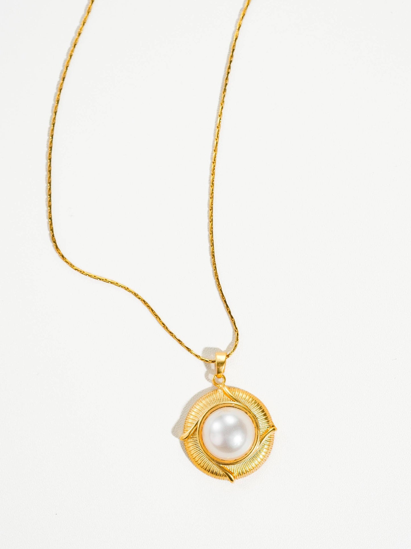 Alessia 18K Gold Bohemian Pearl Pendant